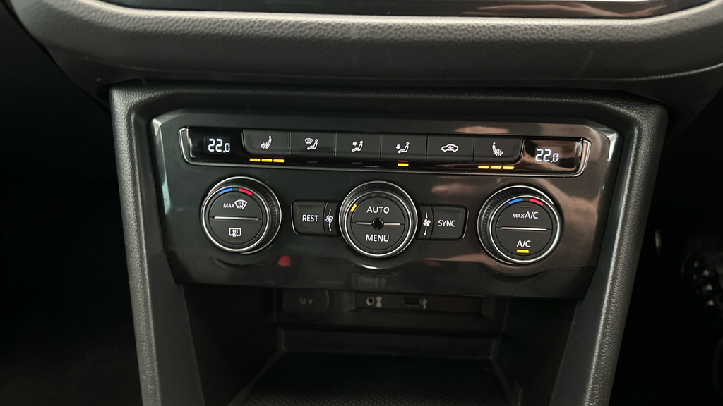 Volkswagen Tiguan 2L Se Navigation White #17