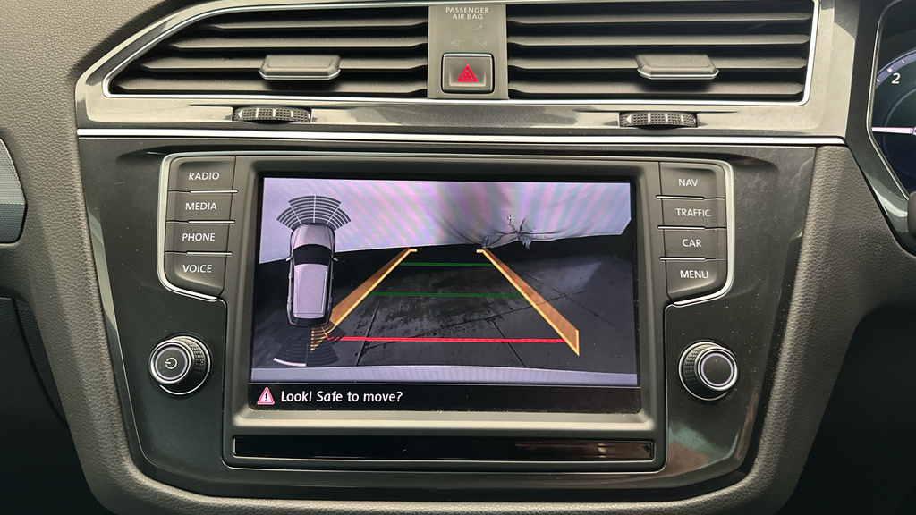 Volkswagen Tiguan 2L Se Navigation White #14