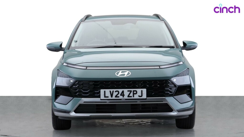 Hyundai Bayon Premium White #11