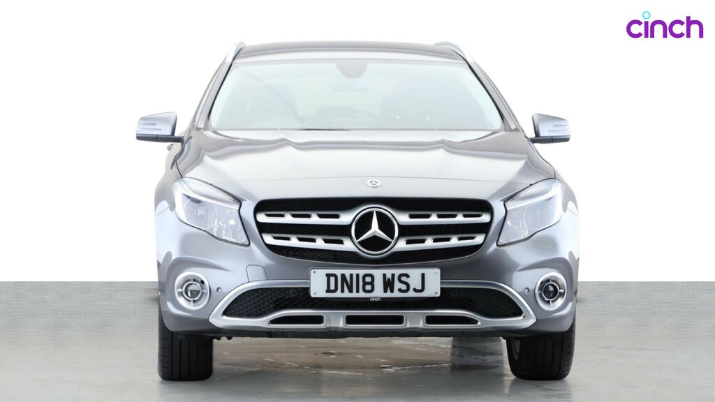 Mercedes-Benz GLA Class Gla 200 Amg Line Executive White #9