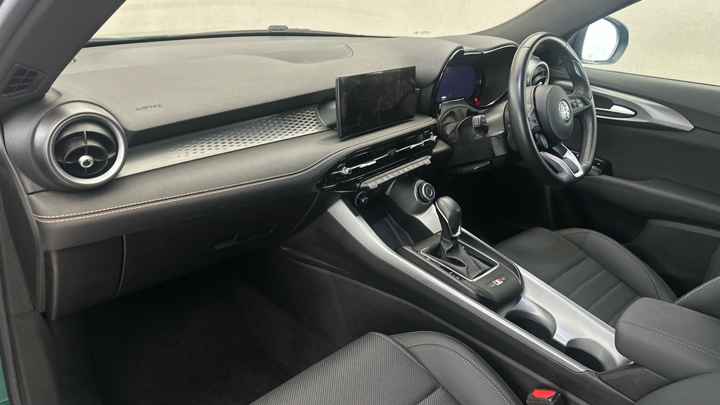 Alfa Romeo Tonale 1.3 Phev Veloce Grey #13