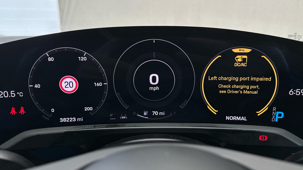 Porsche Taycan Performance Plus 93.4Kwh 4S Grey #20
