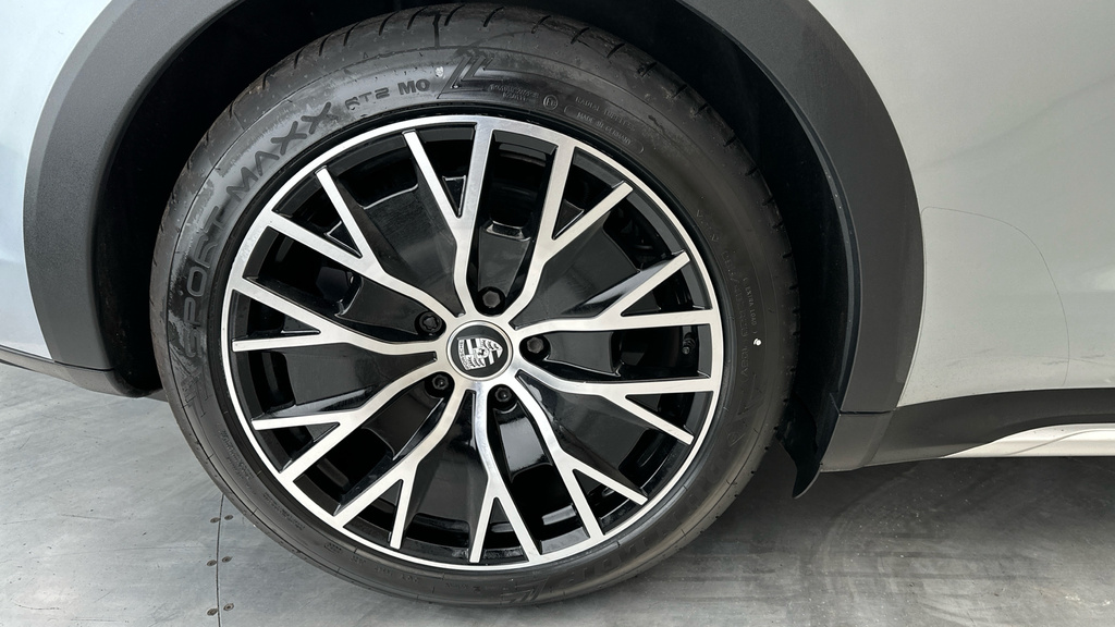 Porsche Taycan Performance Plus 93.4Kwh 4S Grey #26
