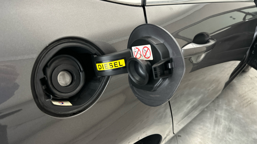 Citroen C4 Exclusive Blue Hdi  #24