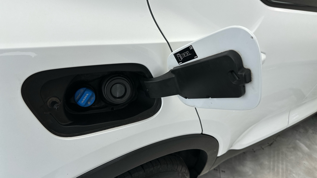 Volvo XC40 T3 Momentum Black #26