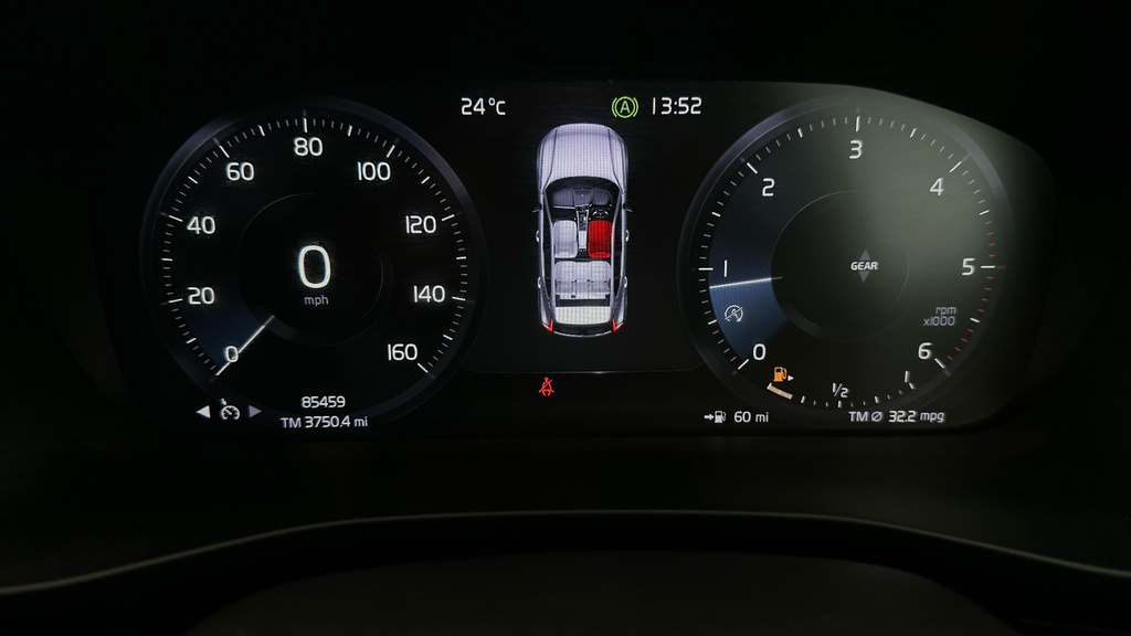 Volvo XC40 T3 Momentum Black #18