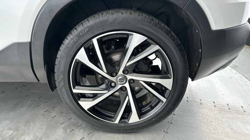 Volvo XC40 T3 Momentum Black #23