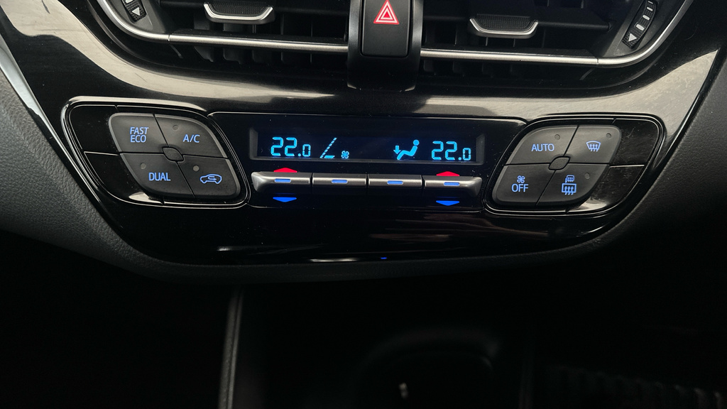 Toyota C-Hr Dynamic Blue #15