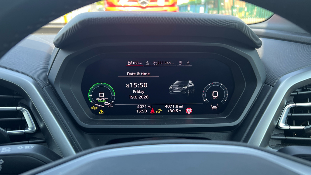 Audi Q4 E Tron 210Kw 45 82Kwh Black Edition Tech Pack Grey #44