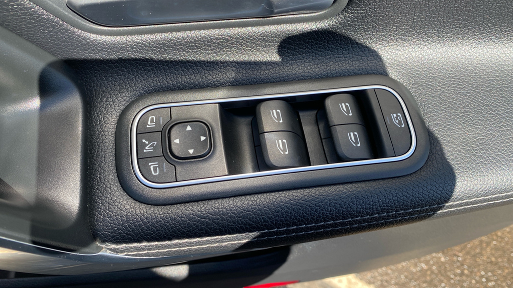 Mercedes-Benz CLA Class Cla 200 Amg Line Tip White #4