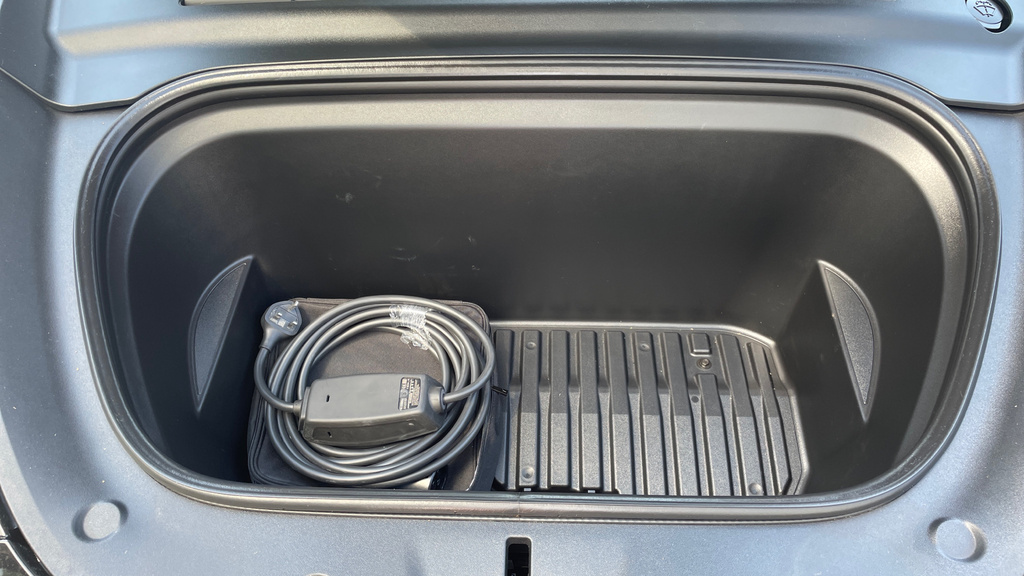 Tesla Model Y Model Y Long Range Awd Red #28