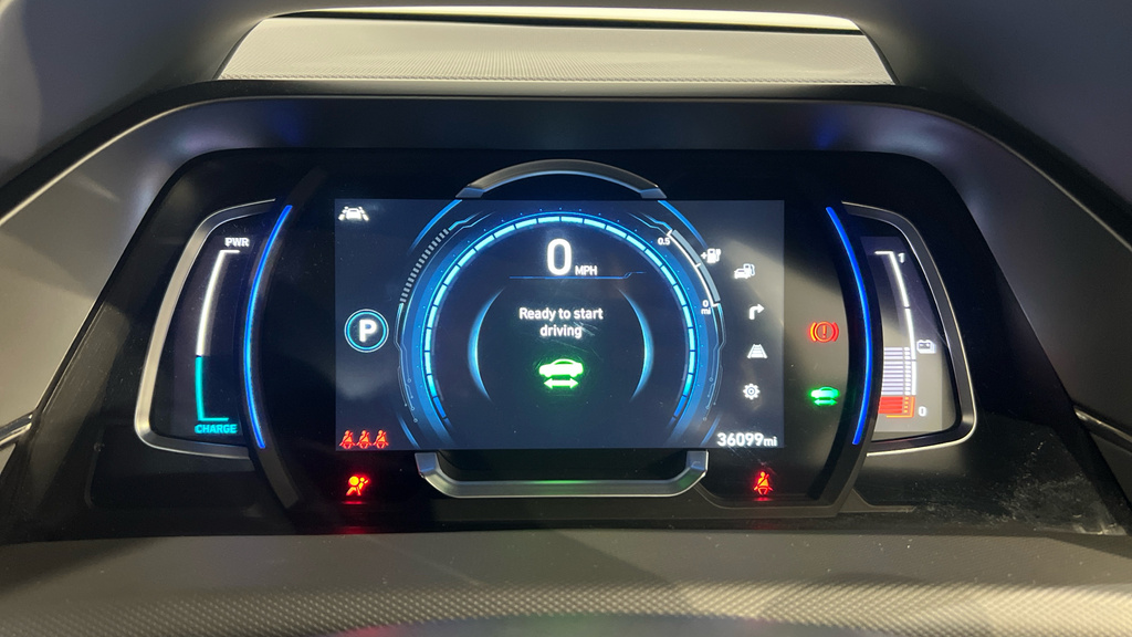 Hyundai Ioniq Hatchback #21
