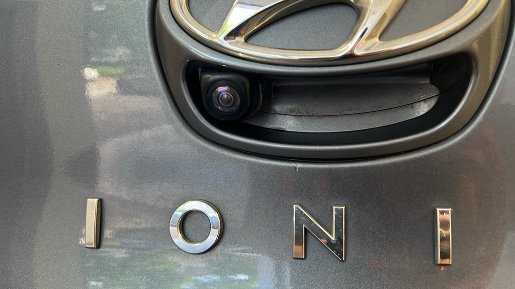 Hyundai Ioniq Hatchback #44