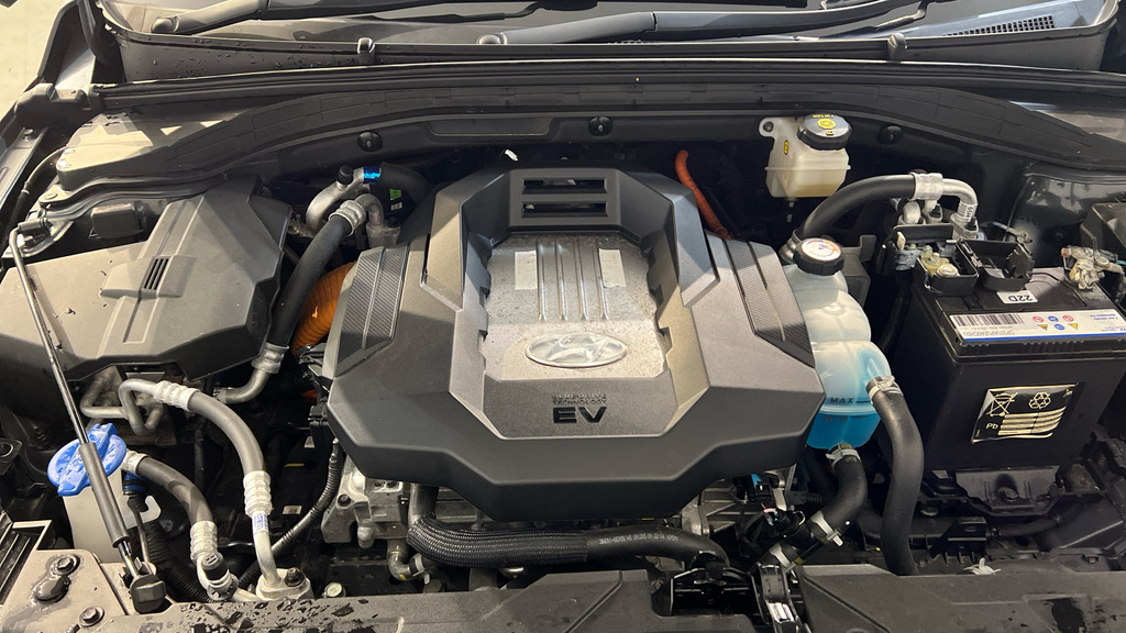 Hyundai Ioniq Hatchback #27