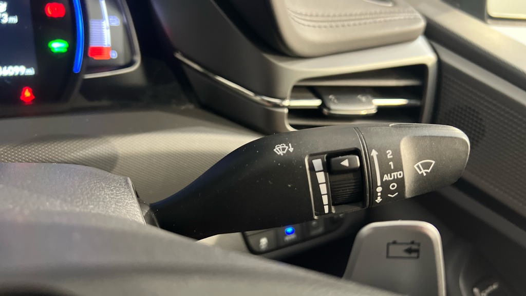 Hyundai Ioniq Hatchback #35