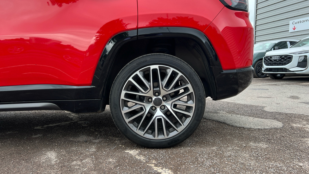 Jeep Compass 1.3 T4 Gse 4Xe Phev S Model Black #18