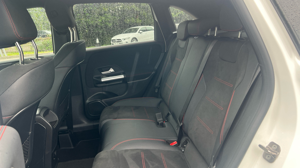 Mercedes-Benz B Class B200 Sport Executive White #24