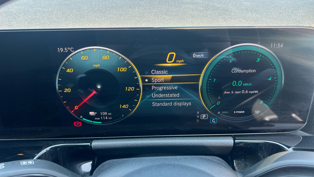 Mercedes-Benz EQA Amg Line Grey #61