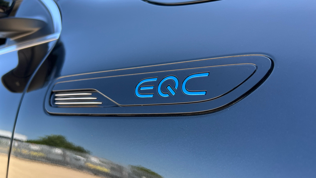 Mercedes-Benz EQC Suv Grey #53