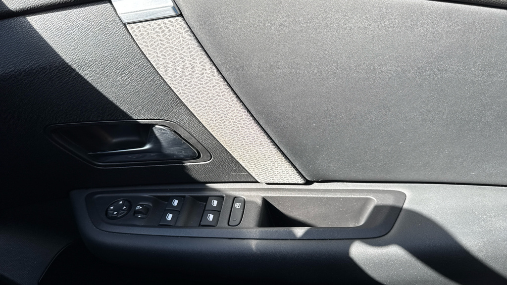 Citroen C4 1.2 Puretech 130 Sense Plus Brown #31