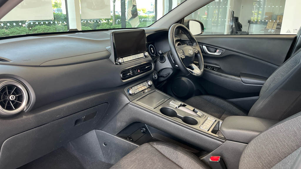 Hyundai Kona #17