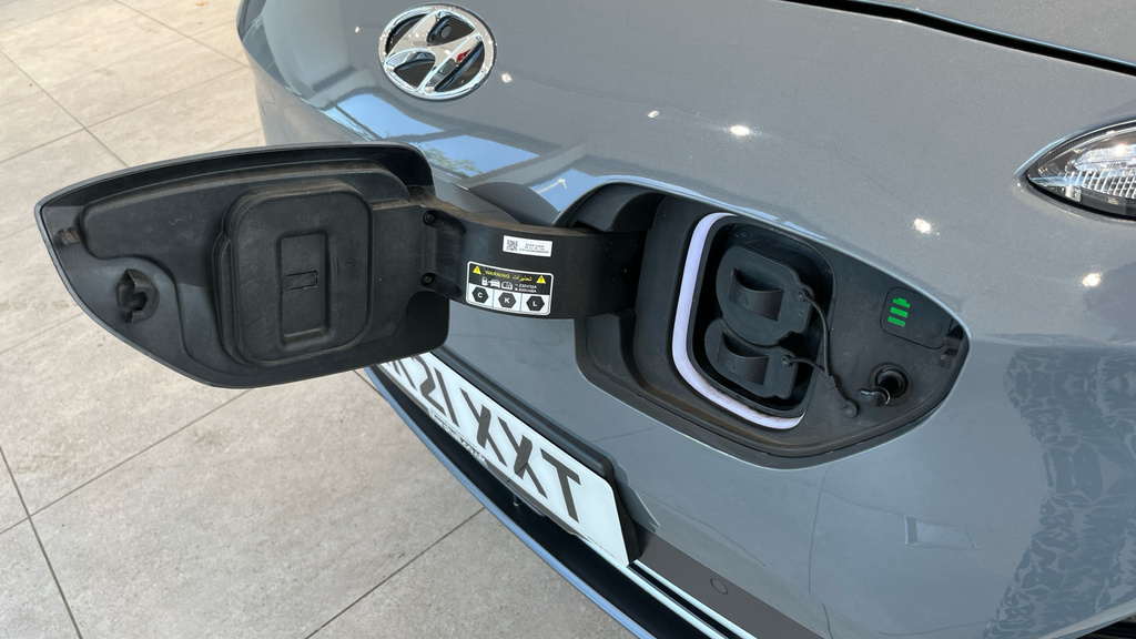 Hyundai Kona #35