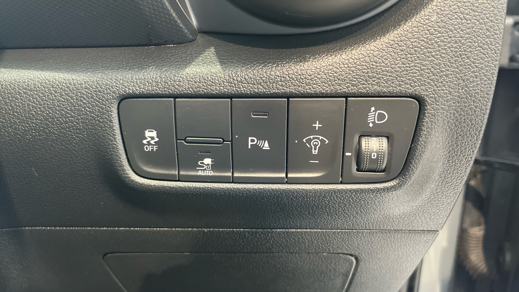 Hyundai Kona #48