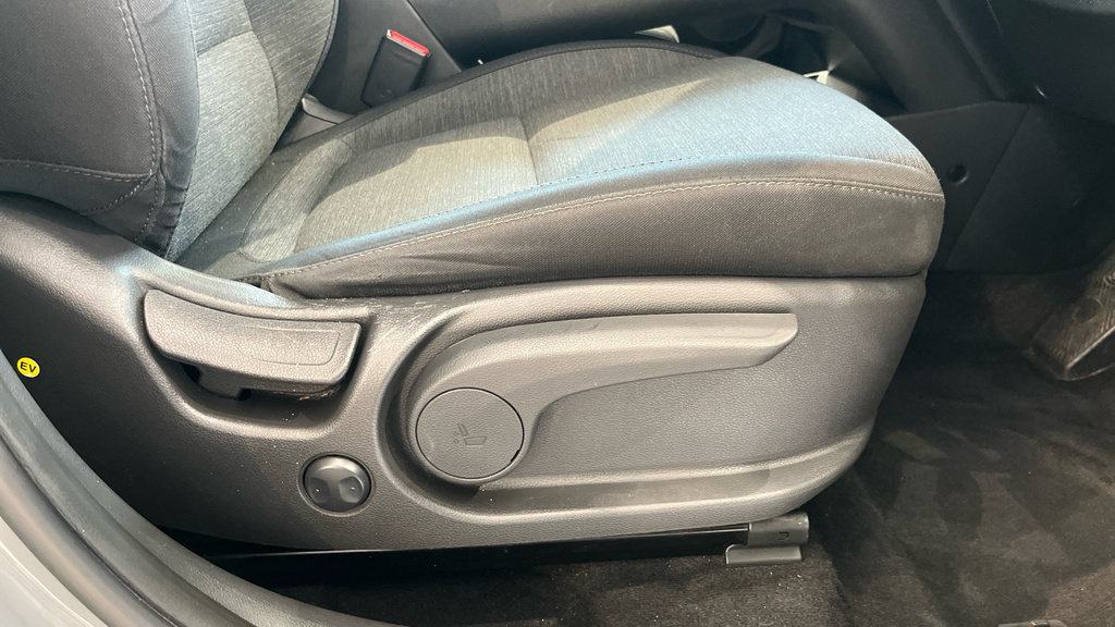 Hyundai Kona #45