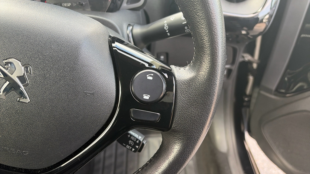 Peugeot 108 Collection Black #22