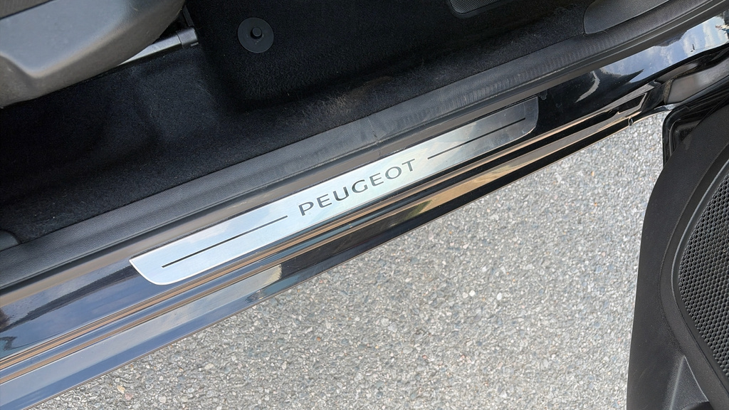 Peugeot 108 Collection Black #37