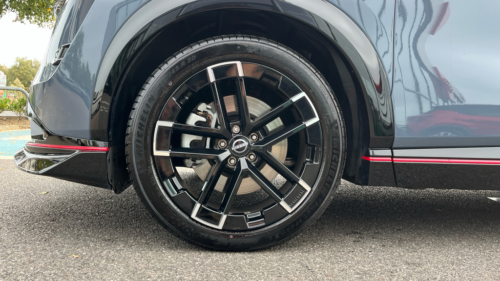 Nissan Ariya Advance Grey #42