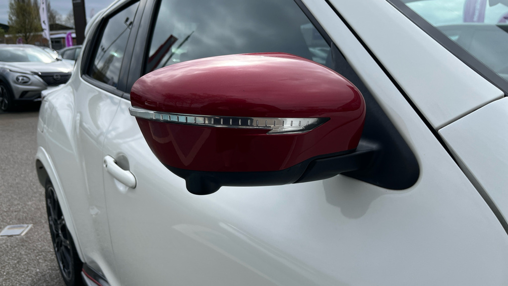 Nissan Juke 1.2 Dig-t Tekna Bose White #37