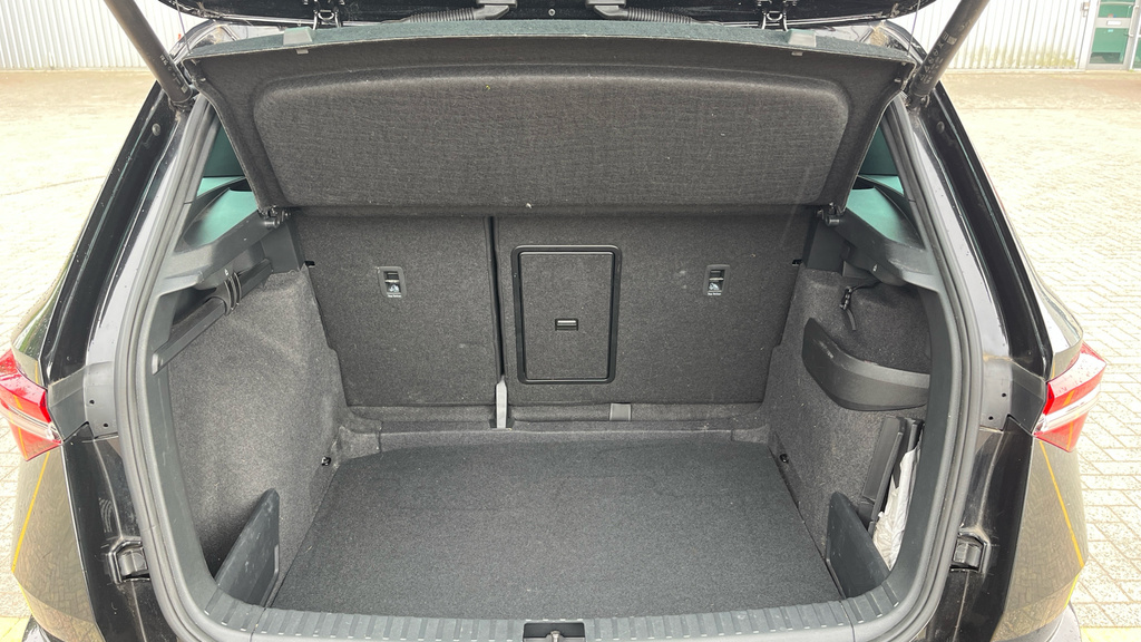 Skoda Karoq Se L Grey #24