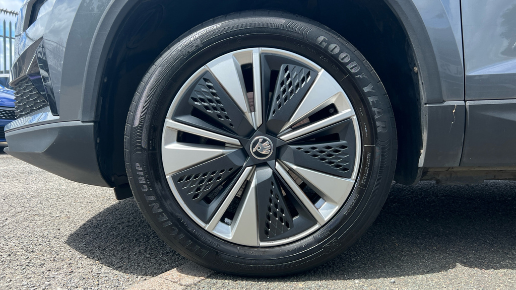 Skoda Karoq Se L Grey #22