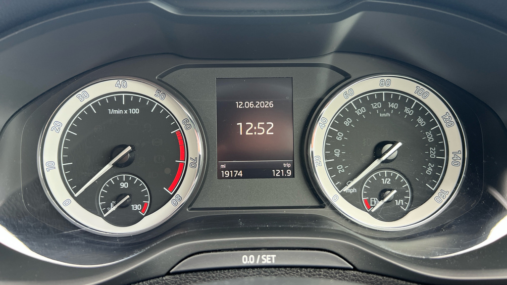 Skoda Karoq Se L Grey #16