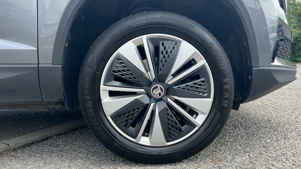 Skoda Karoq Se L Grey #23