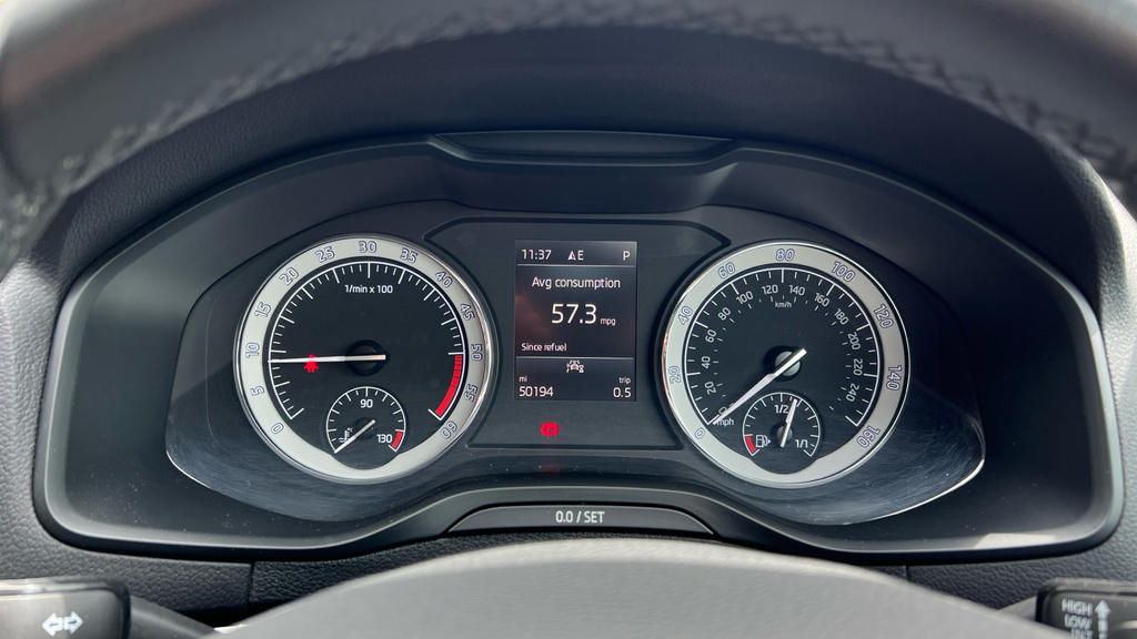 Skoda Karoq Suv  #21