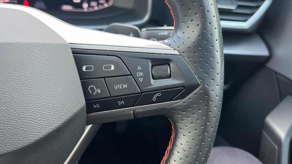 Seat Leon 1.4 E-hybrid 204Ps Fr Sport Dsg Black #31