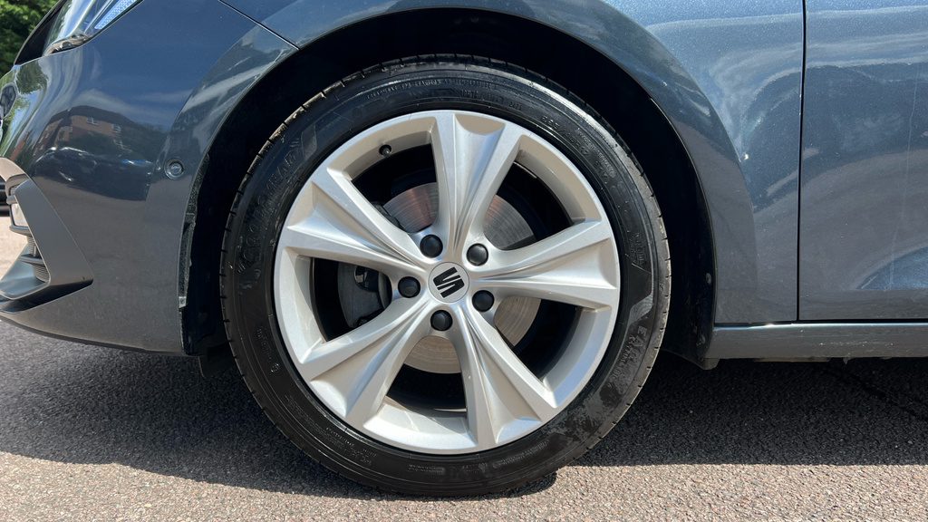 Seat Leon 1.4 E-hybrid 204Ps Fr Sport Dsg Black #25