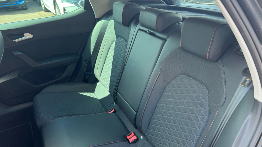Seat Leon 1.4 E-hybrid 204Ps Fr Sport Dsg Black #21