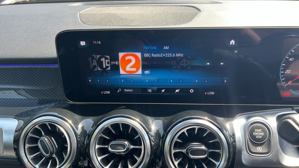 Mercedes-Benz GLB Class Suv Blue #19