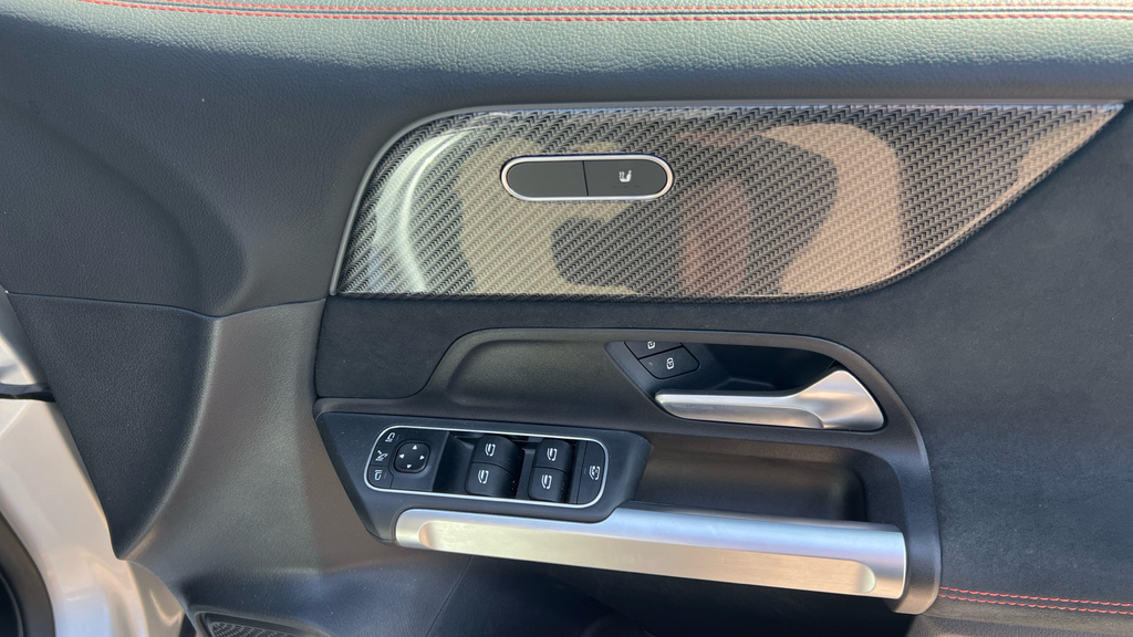 Mercedes-Benz GLB Class Suv Blue #36