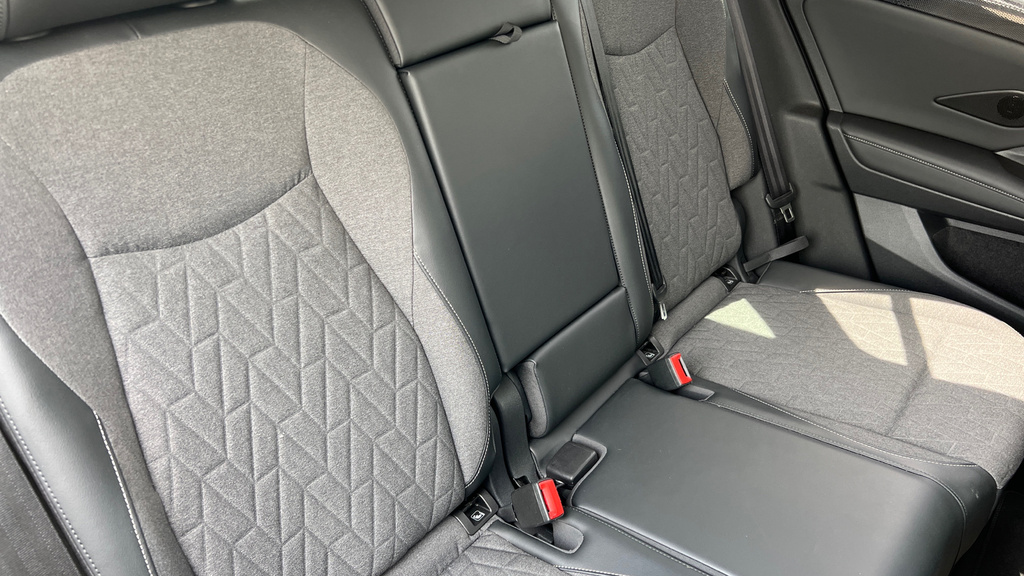 Volkswagen Tiguan Elegance Black #43
