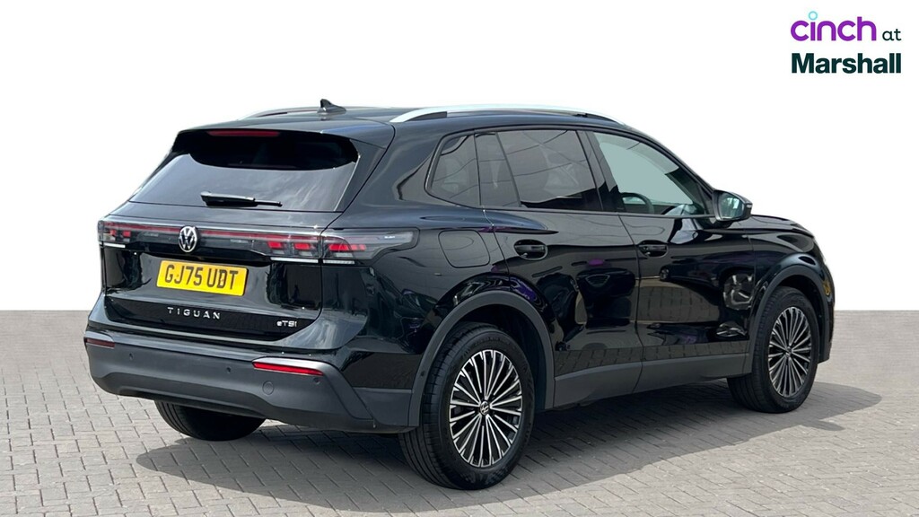 Volkswagen Tiguan Elegance Black #3