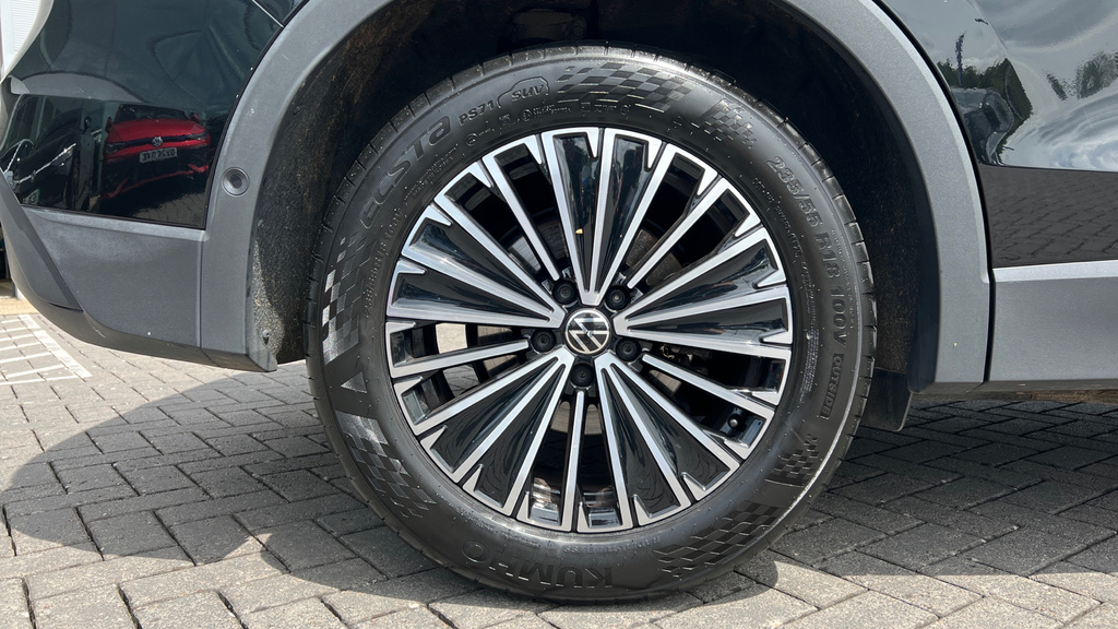 Volkswagen Tiguan Elegance Black #27