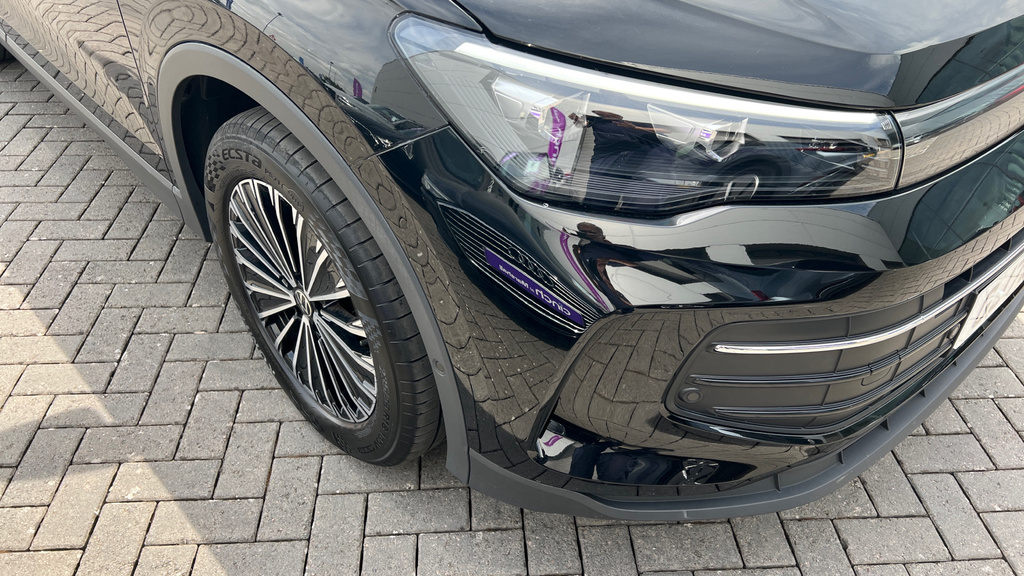 Volkswagen Tiguan Elegance Black #50