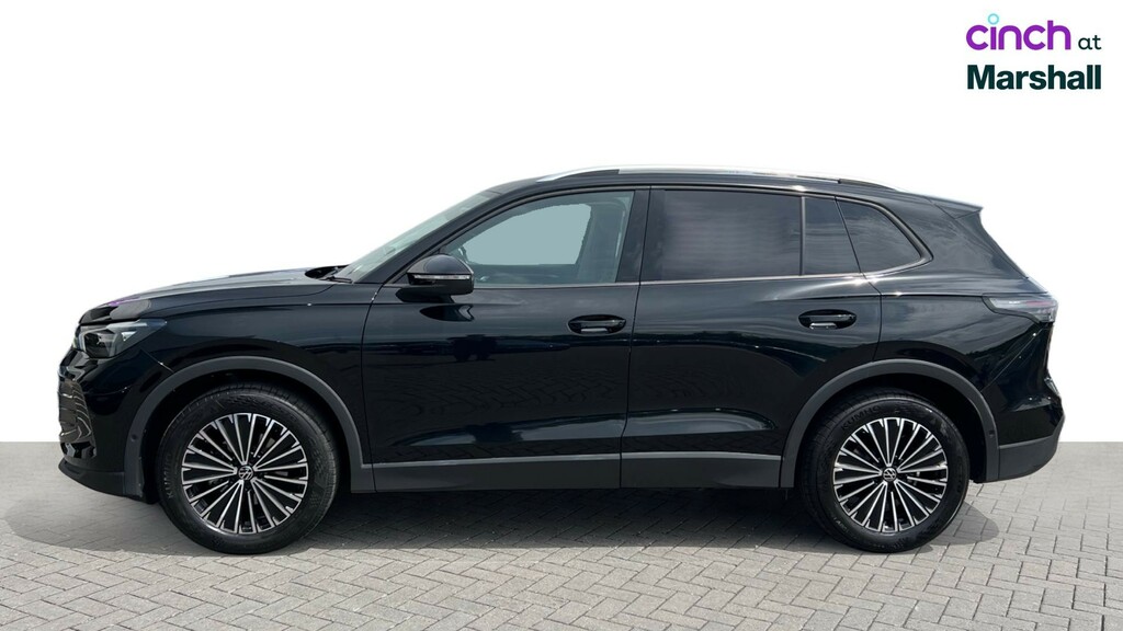 Volkswagen Tiguan Elegance Black #9
