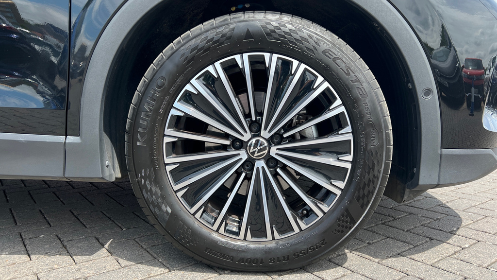 Volkswagen Tiguan Elegance Black #26