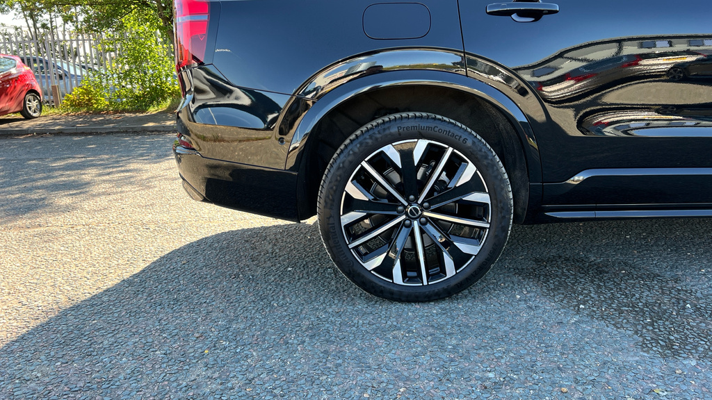 Volvo XC90 Ultra Blue #20