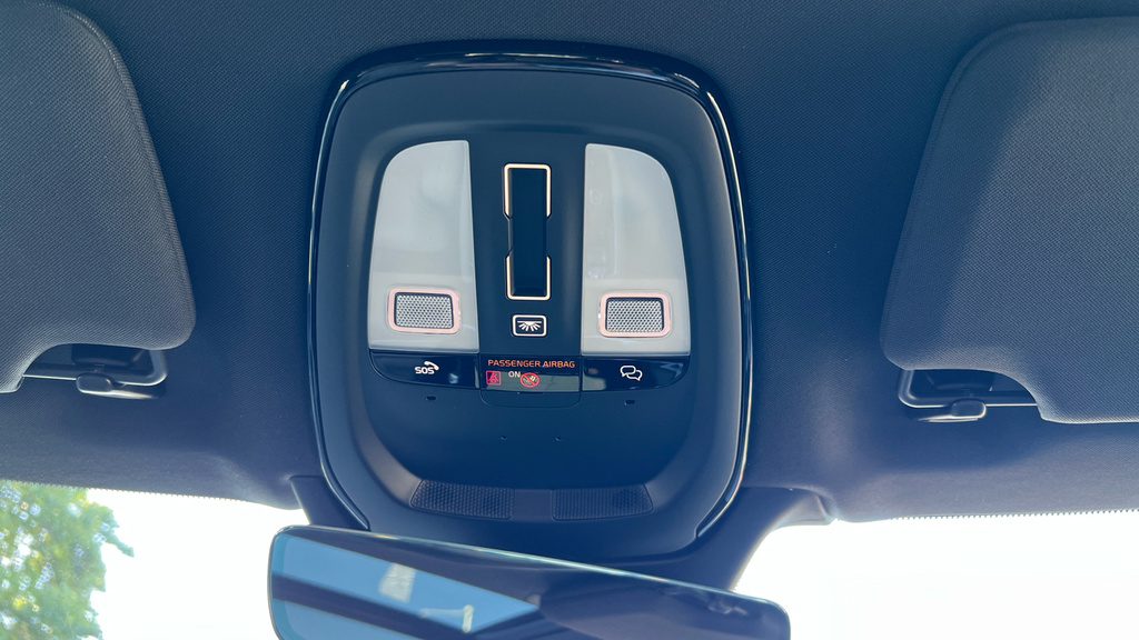 Volvo XC90 Ultra Blue #36